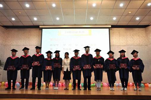 博海國濟商學(xué)院云南分院云南大學(xué)總裁24、25班結業(yè)典禮圓滿(mǎn)結束！918.jpg