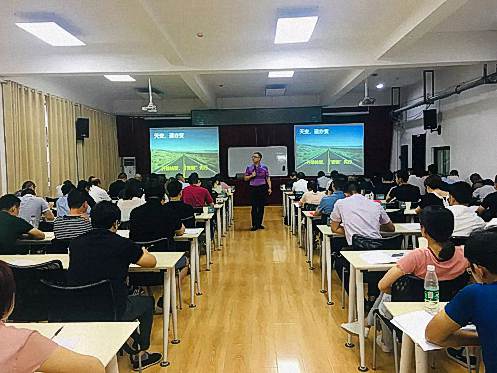 【課程回顧】記博海國濟商學院湖北分院——大數據時代的營銷策略課程1877.jpg