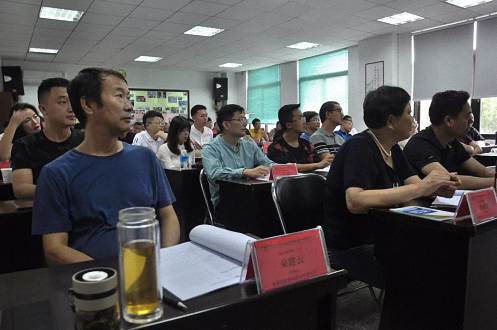 【課后分享】博海國濟商學院于寶剛教授為云南大學總裁29、30班講授《企業投融資與資本運營》課程404.jpg