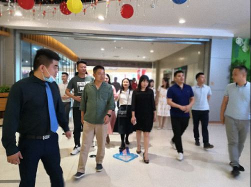 記江西財大總裁72班疫情后第一次班會暨走訪九江市銅鑼灣投資有限公司372.jpg