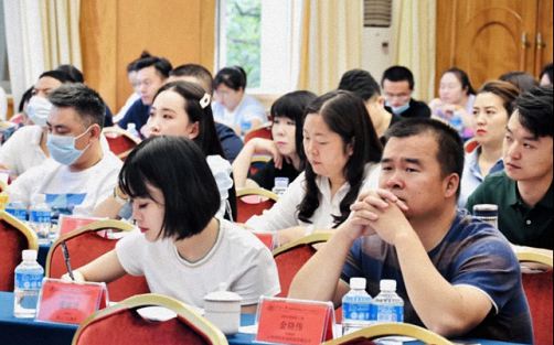 【教學課程】博海國濟商學院云南事業部——翟新兵教授《戰略性人力資源管理》課程圓滿結束！939.jpg