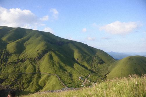 凝心聚力 勇攀高峰——記博海國濟商學院江西分院武功山登山之旅98.jpg