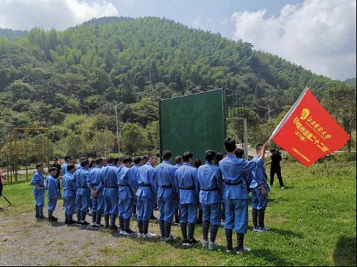 未來可期，乘風破浪——記博海國濟商學院贛州教學點總裁22班《團隊文化建設》素質拓展課程1191.jpg