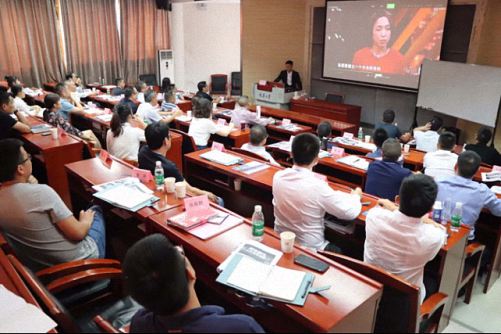 【課程回顧】重慶分院企業管理實戰班第一期開班課《股權布局與快速激勵》課程回顧345.jpg