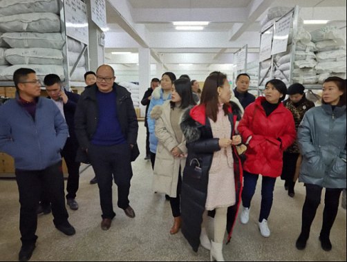 在學習中提升認知——記江西財大EMBA總裁63班畢業一周年 1213.jpg