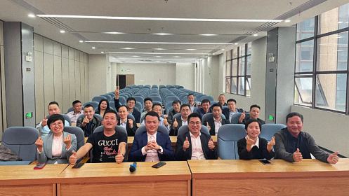 贛州總裁22班師生走進南康，參觀走訪臻順科技集團、潤澤智能科技1835.jpg
