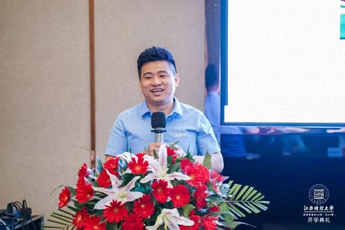 【開學典禮】博海國濟新商界研修班第177期暨贛州26班隆重開班2017.jpg