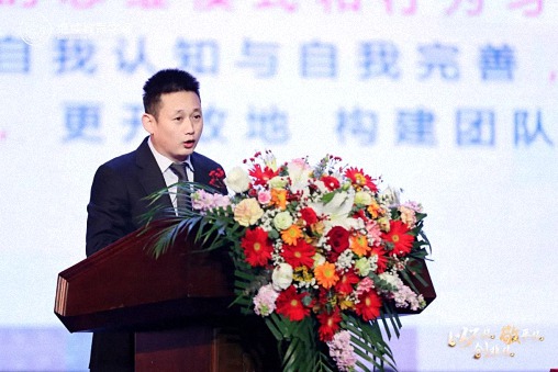 以不凡，敬平凡，創非凡  重慶2024企業家年會圓滿舉行420.jpg