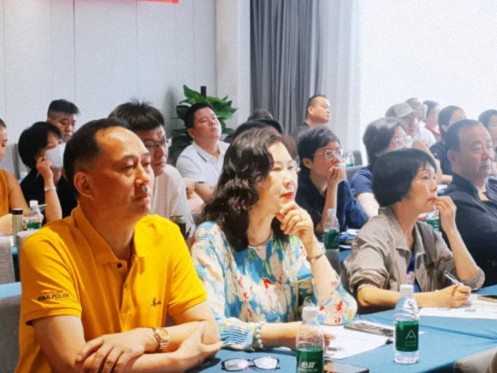 【課程回顧】湖北分院企業家國學人文班《易經智慧與經營決策》721.jpg